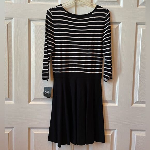 BLACK AND WHITE KNIT SKATER DRESS SIZE XXL BY & BY - Picture 7 of 7